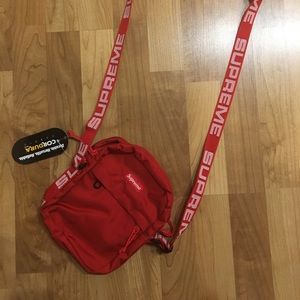Supreme shoulder bag-red